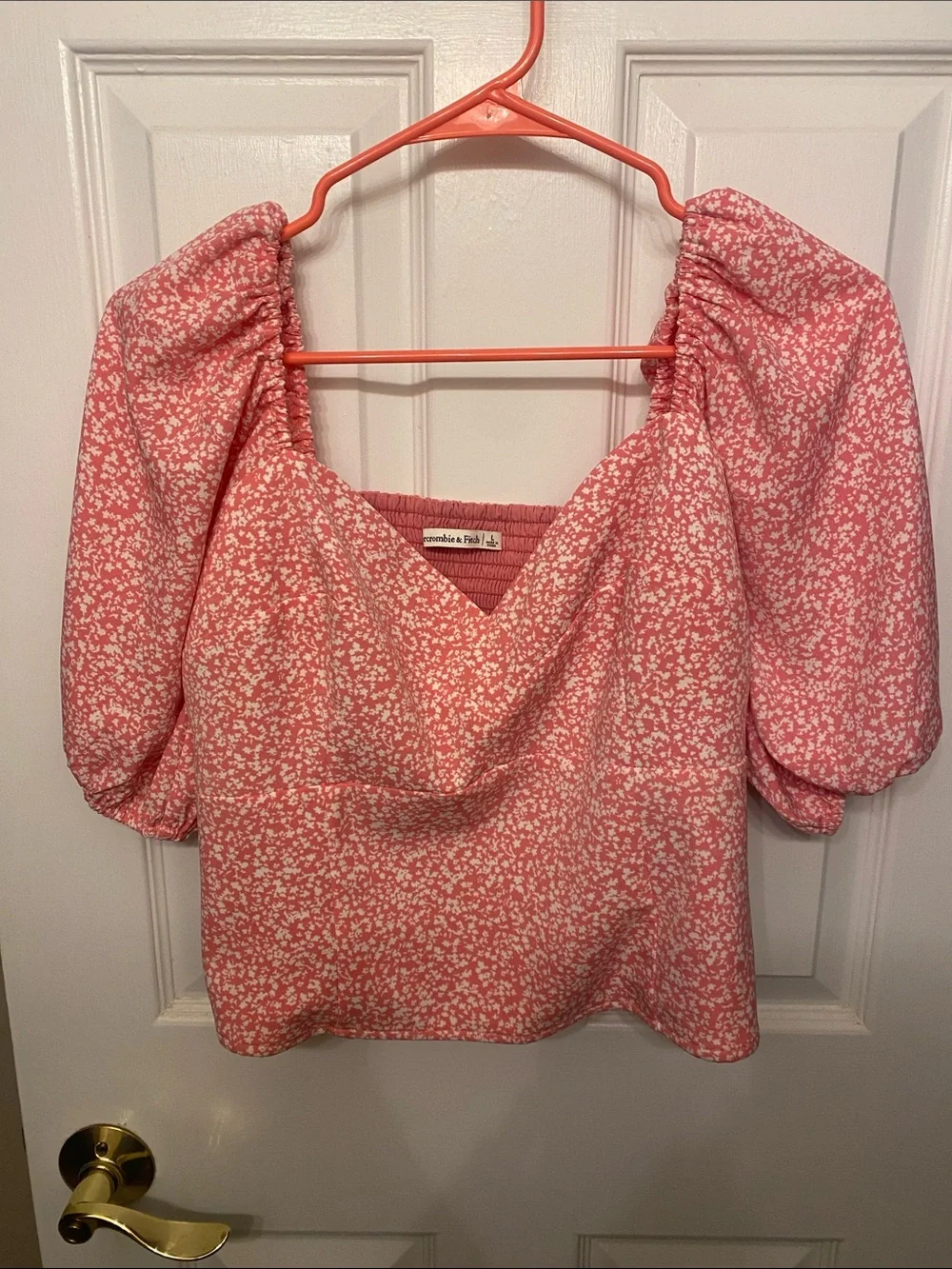 Abercrombie & Fitch Floral Puff-Sleeve Blouse cropped